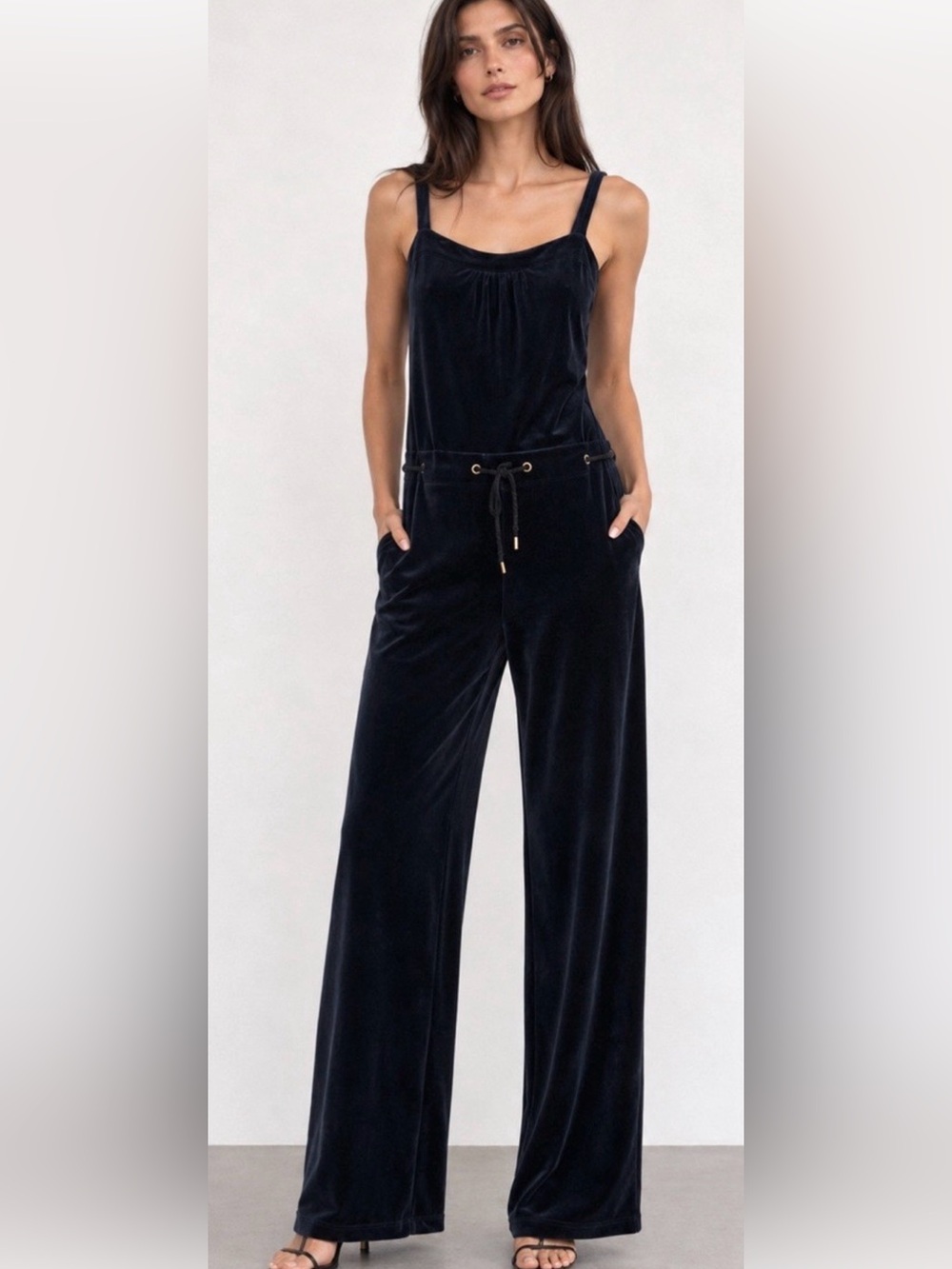 Juicy Couture Velvet Jumpsuit Size Large Black Plush Stretch Velour One Piece - Picture 11 of 11